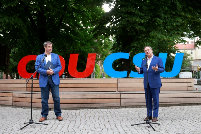 Spitzen von CDU und CSU legen letzte Hand an Wahlprogramm an