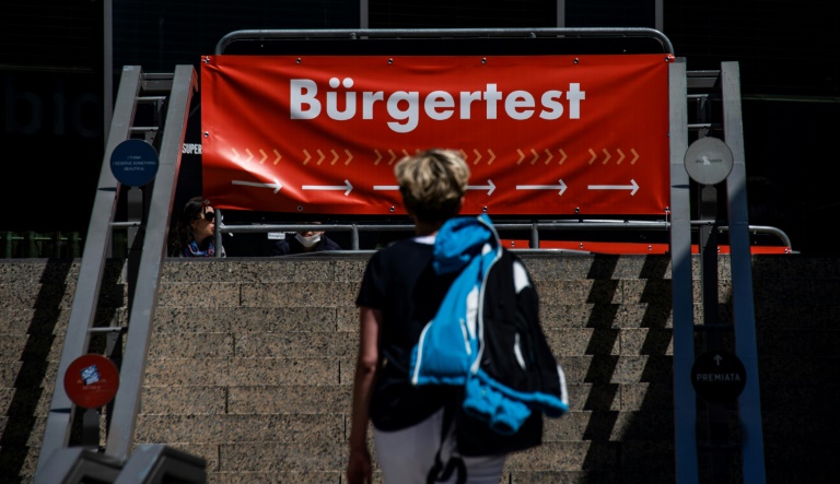 Rund 2300 Corona-Neuinfektionen in Deutschland