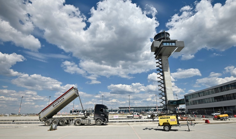 Hauptstadtflughafen BER nimmt Regierungsflugbetrieb auf