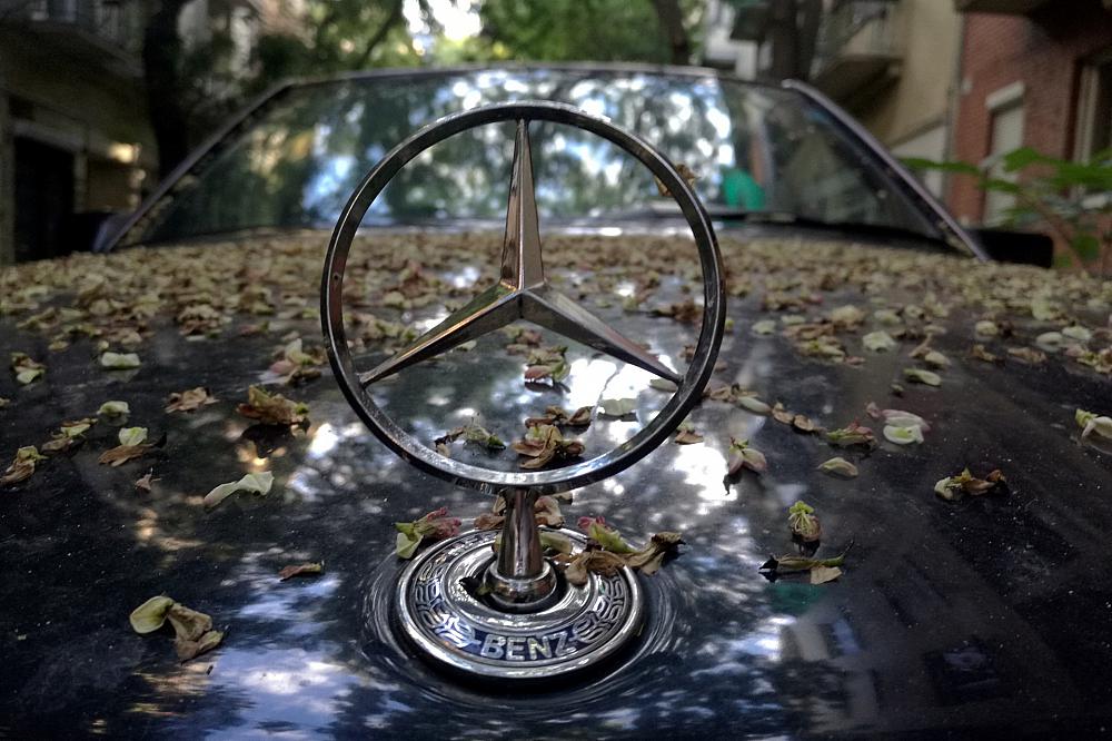 Mercedes gegen Einflussnahme der Wirtschaft im Ukraine-Konflikt