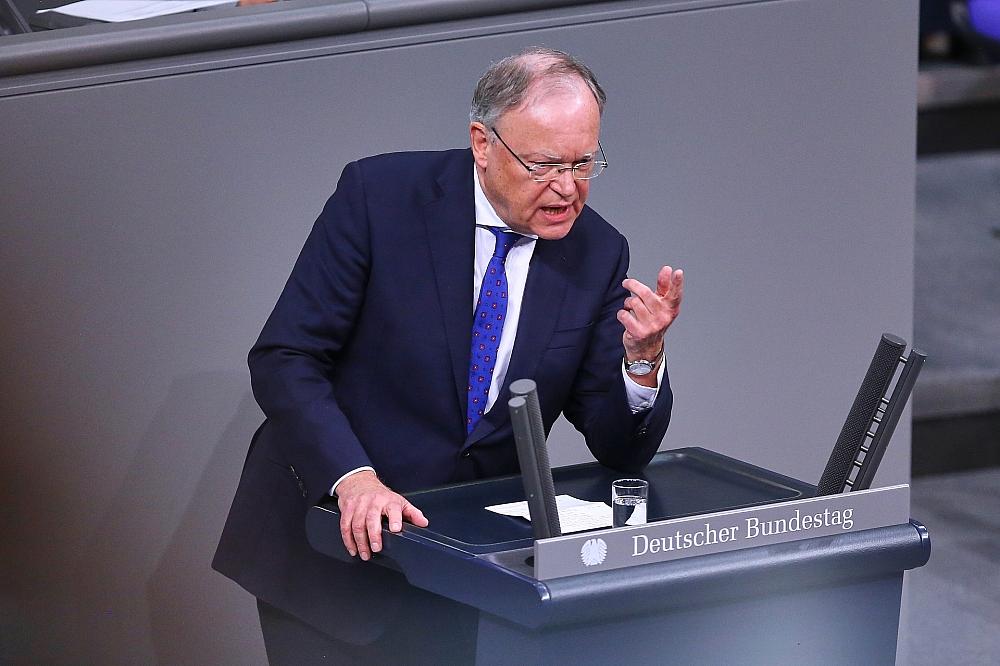 Weil wirft Merz „Rechtsbruch“ und „Tabubruch“ vor