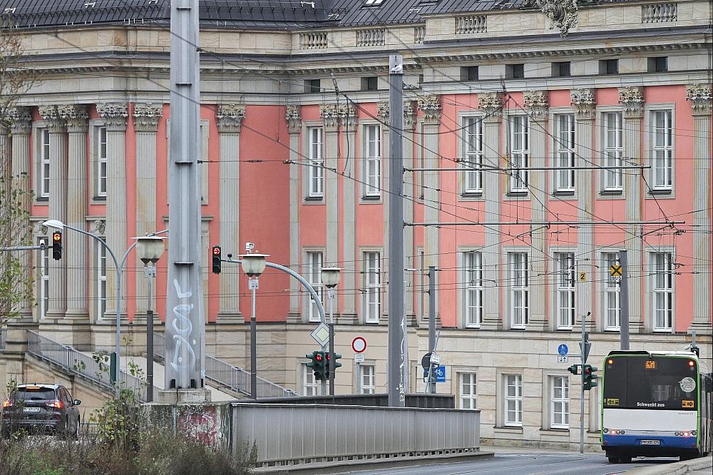 Finanzminister: Brandenburg muss eine Milliarde Euro sparen