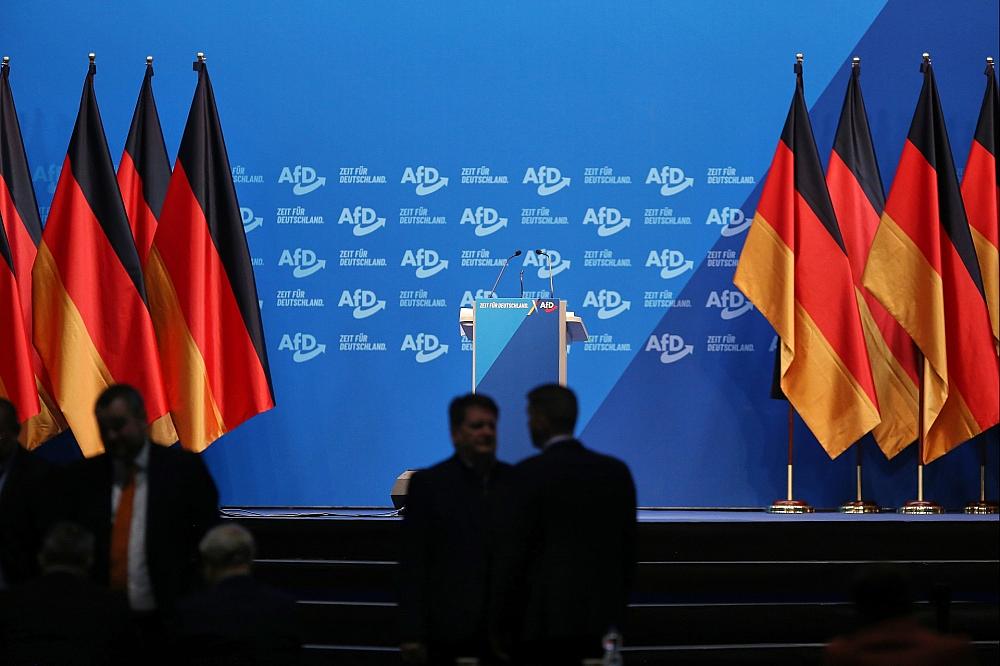 AfD-Parteitag in Riesa beginnt – Polizei im Großeinsatz