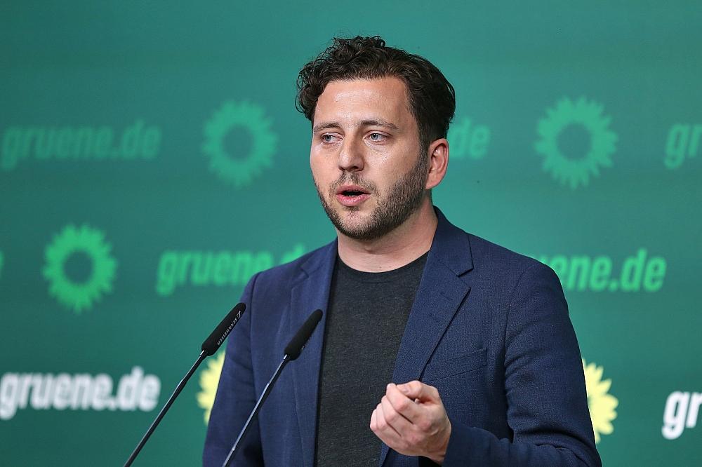 Grünen-Chef wirft Kanzleramt Leak von Heizungsgesetz vor