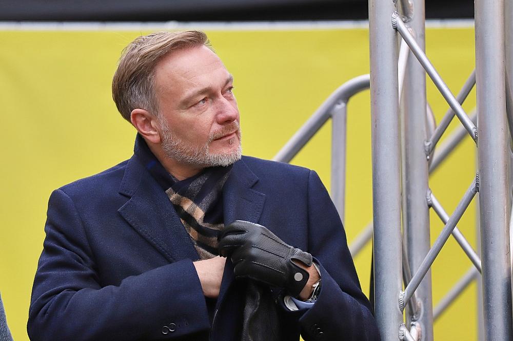 Lindner hofft auf Zustimmung von SPD und Grünen zu Asylgesetz