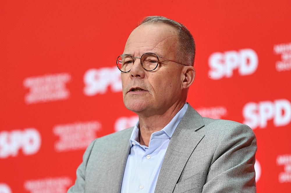 SPD-Generalsekretär warnt vor schwarz-blauer Koalition