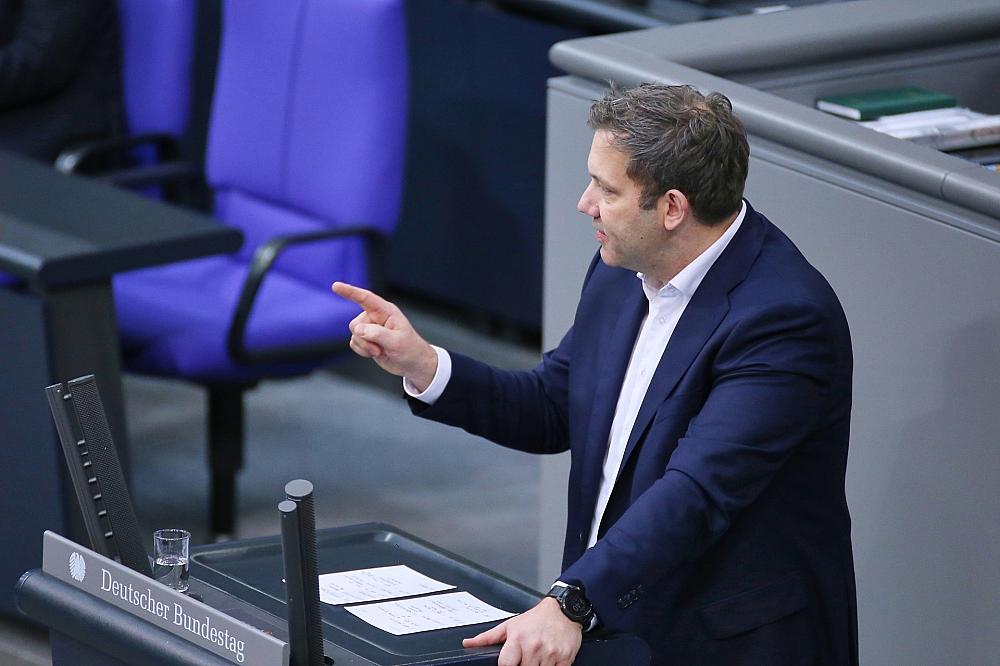 SPD und Grüne drängen Merz zu Stopp von „Zustrombegrenzungsgesetz“