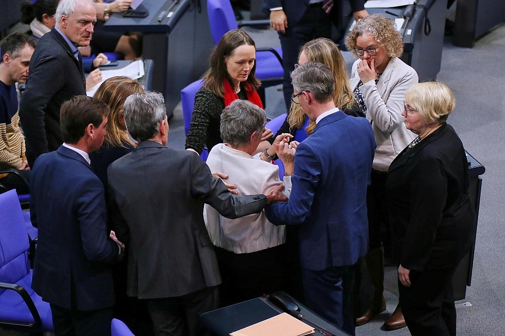 Haßelmann wirft Union und FDP „Erpressung“ vor