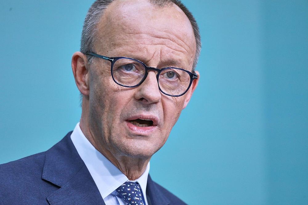 Merz zu Gespräch mit Macron in Paris erwartet