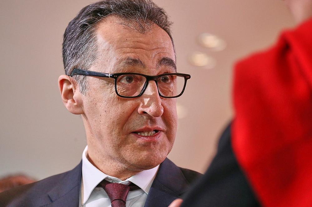 Özdemir will um US-Wissenschaftler werben