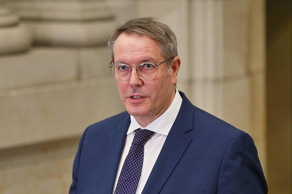 Schweitzer offen für Maßnahmen gegen US-Tech-Firmen