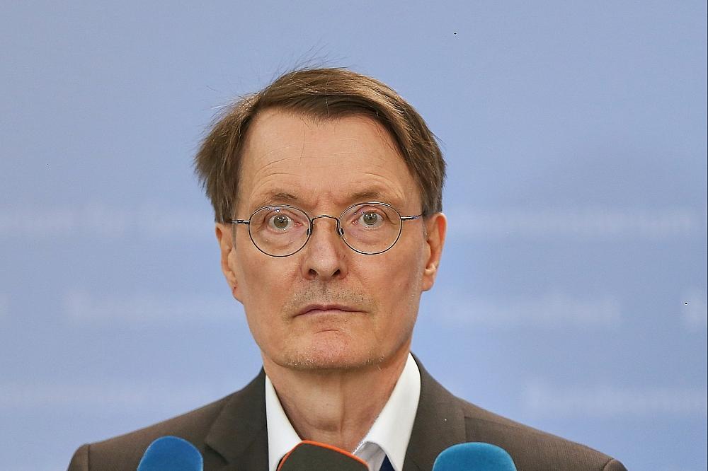 Lauterbach kritisiert US-Regierung scharf für Attacken auf Harvard