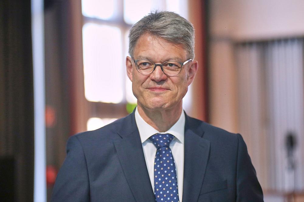 Verkehrsminister Schnieder macht Claudia Stutz zur Staatssekretärin