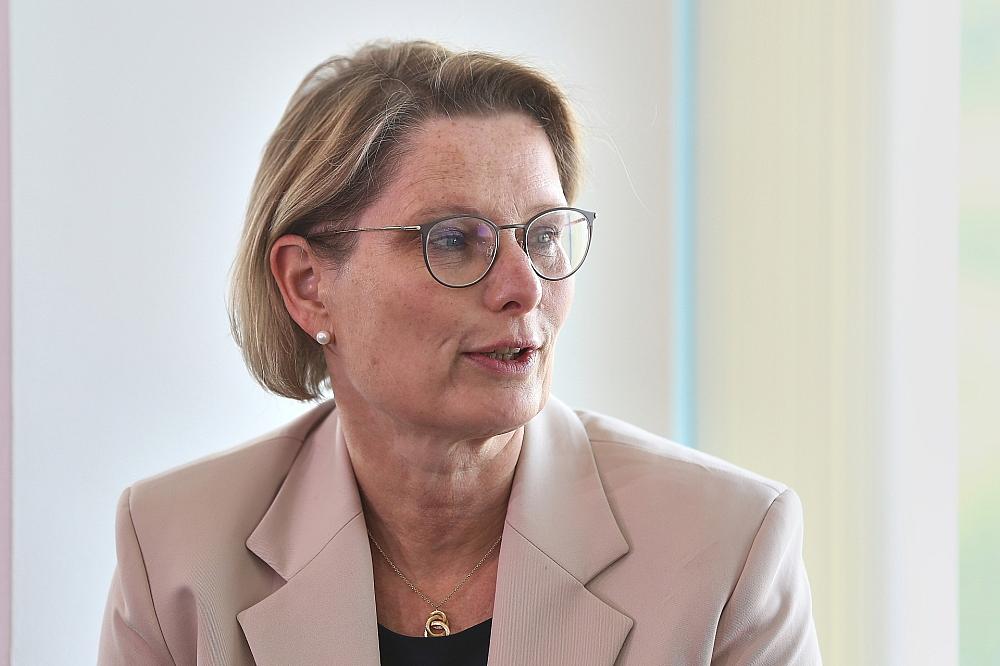 Justizministerin: Familien-Realität oft schon weiter als Gesetze