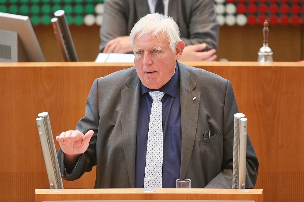 Karl-Josef Laumann in der Debatte zur Errichtung des Landesamtes für Gesundheit und Arbeitsschutz Nordrhein-Westfalen am 04.06.2025