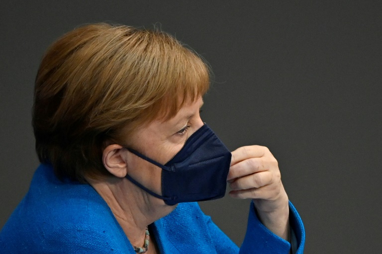 Merkel sieht Überwindung der Corona-Pandemie in greifbarer Nähe