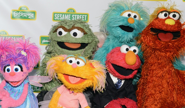 "Sesamstraße" führt als Zeichen gegen Rassismus zwei schwarze Muppets in Sendung ein