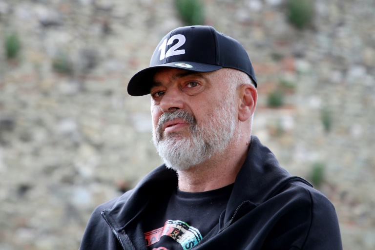 Albaner wählen ein neues Parlament