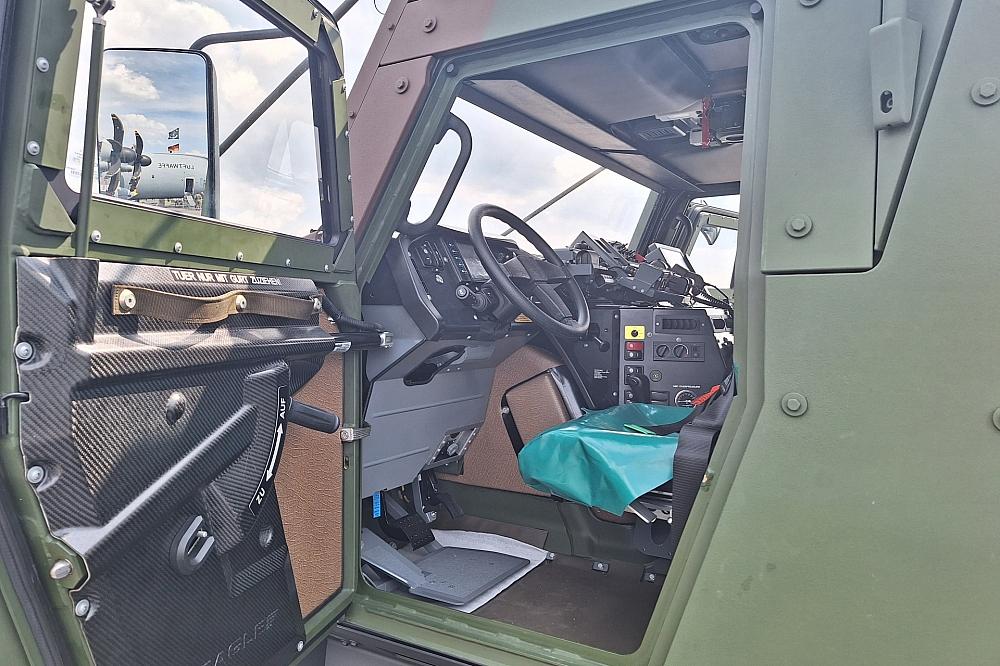 Daimler Truck will Rüstungsgeschäft forcieren Sanitätsfahrzeug der Bundeswehr (Archiv)