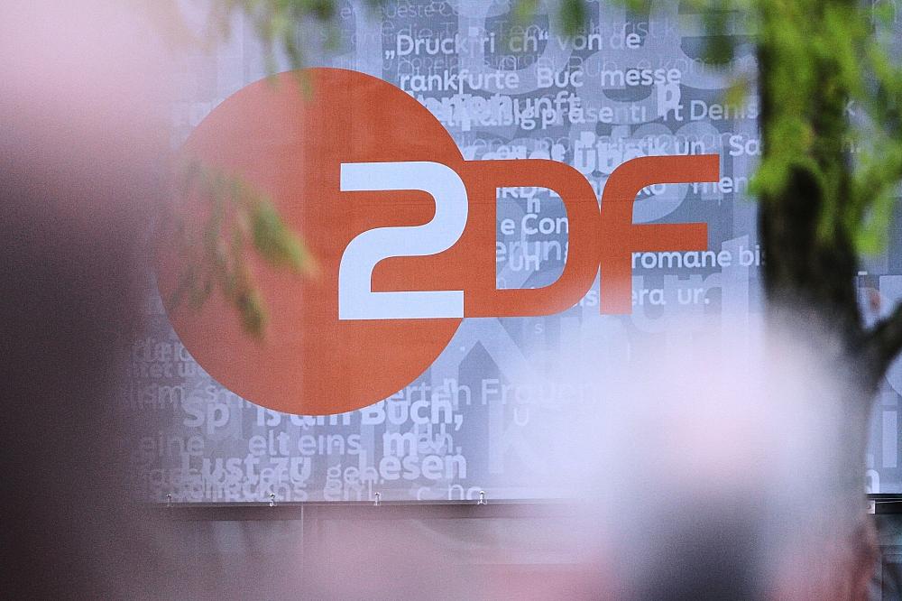 ZDF setzt Zusammenarbeit mit Gaza-Partnerfirma aus ZDF-Logo (Archiv)
