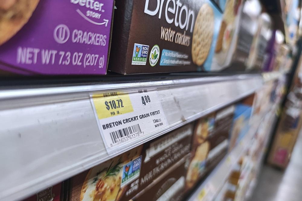 US-Inflationsrate steigt im September leicht an Preise in einem US-Supermarkt (Archiv)