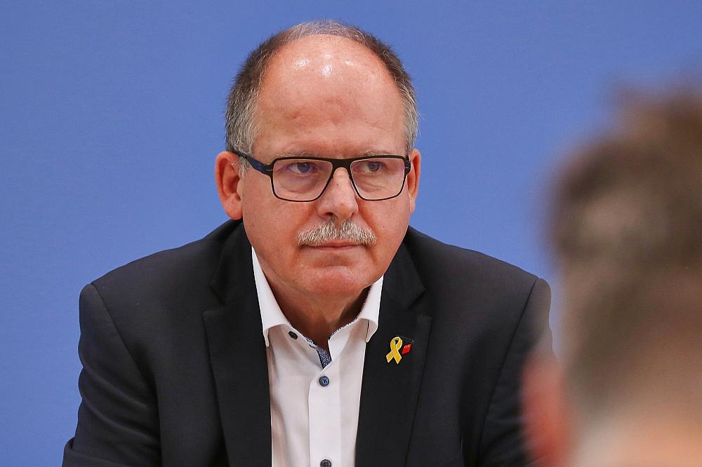 DGB erwartet Steuereinnahmen in Millionenhöhe durch Tariftreuegesetz Stefan Körzell (Archiv)