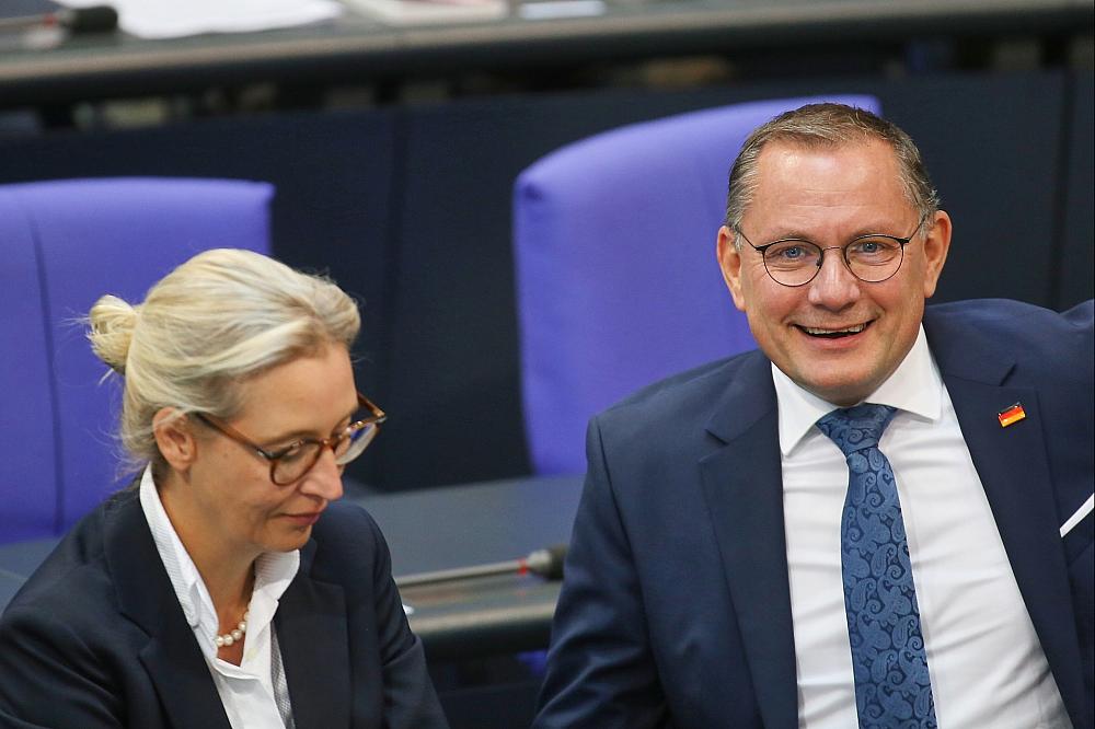 Insa-Umfrage: AfD bleibt stärkste Kraft Alice Weidel und Tino Chrupalla (Archiv)