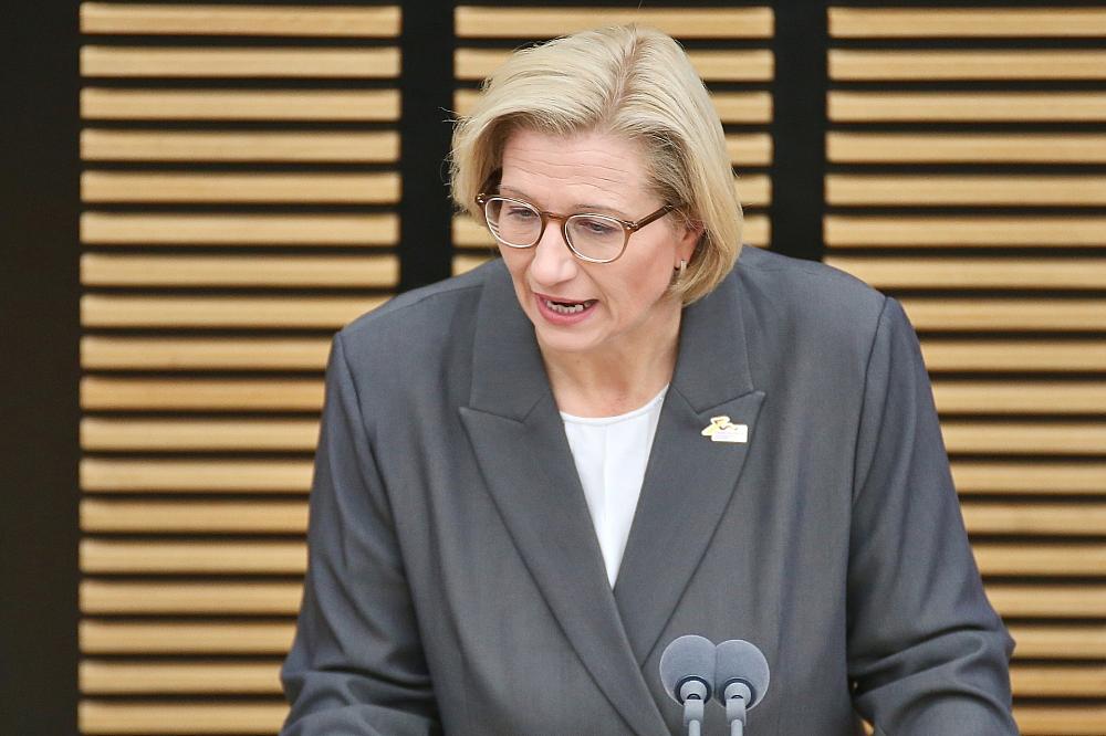 Rehlinger verteidigt geplante Bürgergeld-Reform Anke Rehlinger (Archiv)