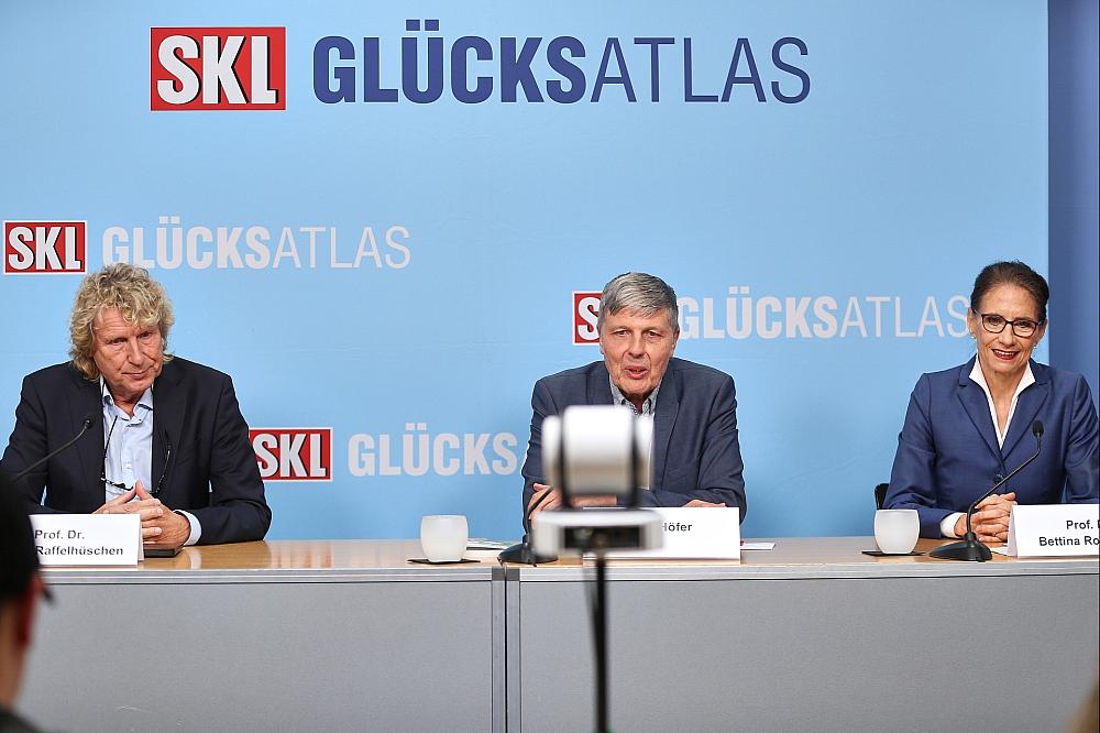 Lebenszufriedenheit der Deutschen steigt nur minimal SKL Glücksatlas 2025