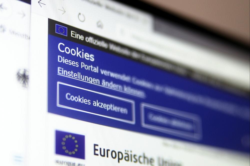 EU-Kommission will Anzahl von Cookie-Bannern im Netz reduzieren Cookie-Hinweis (Archiv)
