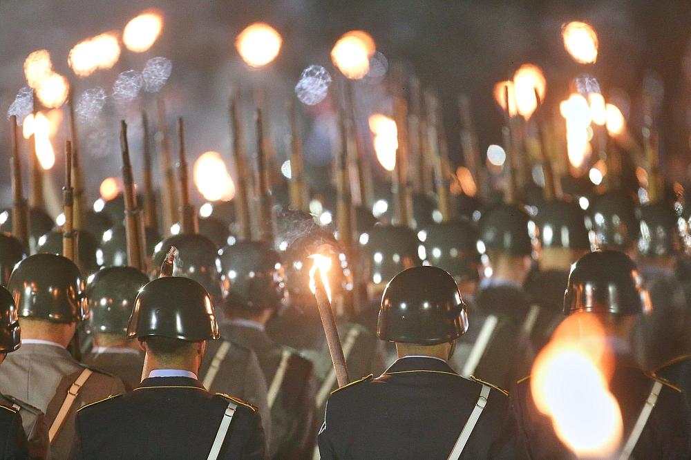 Pistorius erwartet Einigung in Wehrdienst-Debatte nächste Woche Bundeswehr-Soldaten (Archiv)