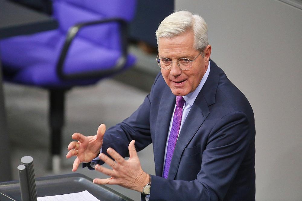 Röttgen: Europa muss Ukraine ohne US-Unterstützung helfen Norbert Röttgen (Archiv)