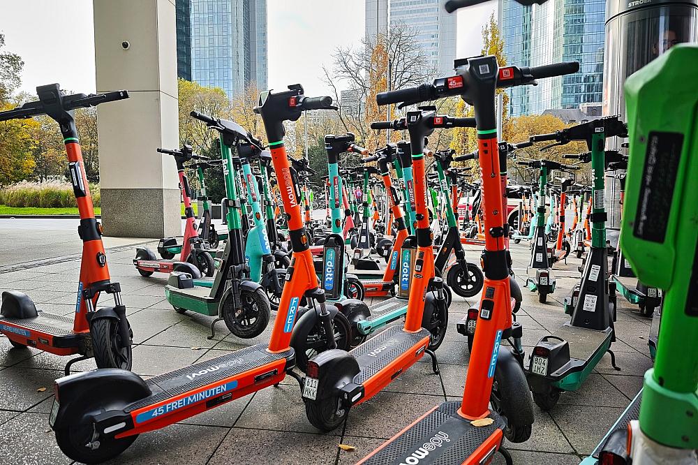 Polizeigewerkschaft fordert strengere E-Scooter-Regeln E-Scooter (Archiv)