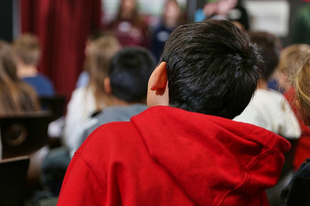 Öffentliche Bildungsausgaben steigen deutlich Kinder in einer Schule (Archiv)