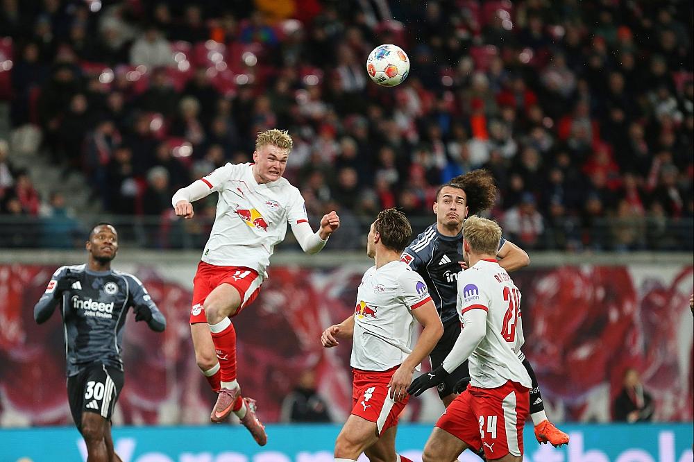1. Bundesliga: Leipzig überrennt Frankfurt RB Leipzig - Eintracht Frankfurt am 06.12.2025