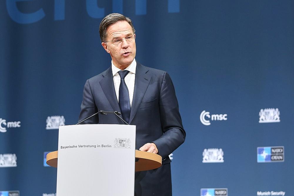Rutte warnt: Nato-Länder sind Russlands nächstes Ziel Mark Rutte am 11.12.2025