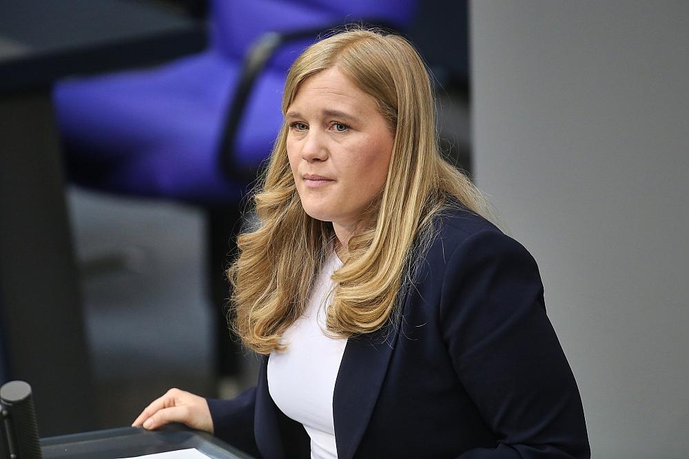 Ortleb kritisiert verpasste Umsetzung von EU-Lohntransparenz-Regeln
