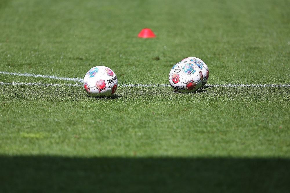 Schenderlein: Fußball ersetzt keine Politik