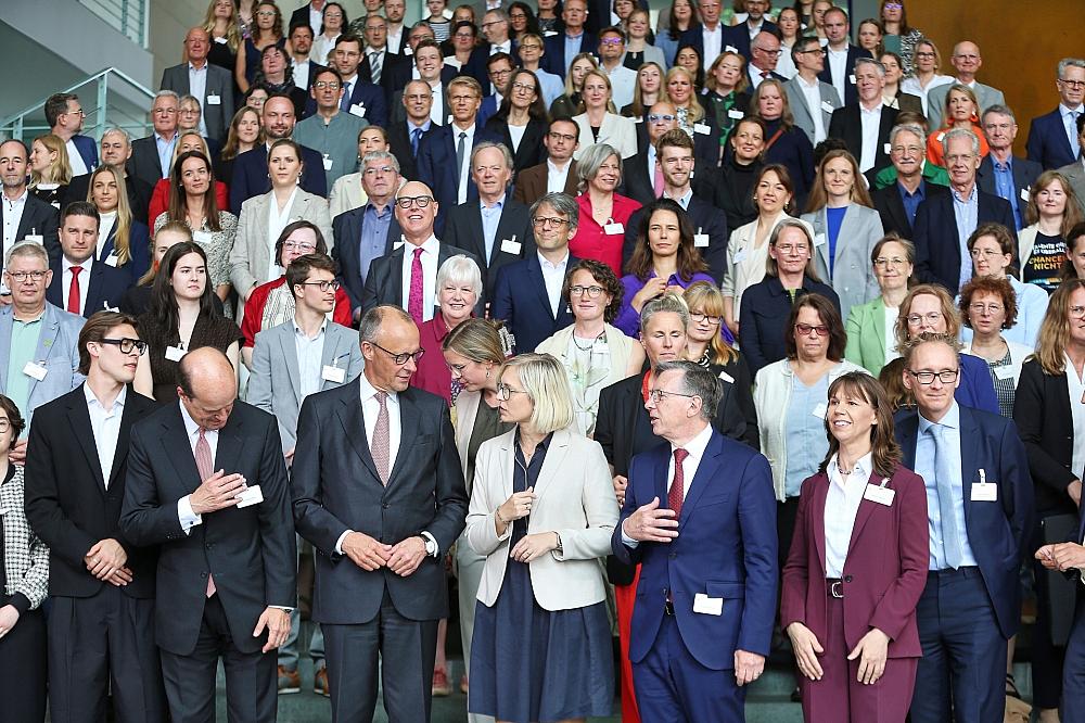 Ehrenamtliche Initiativen im Kanzleramt ausgezeichnet