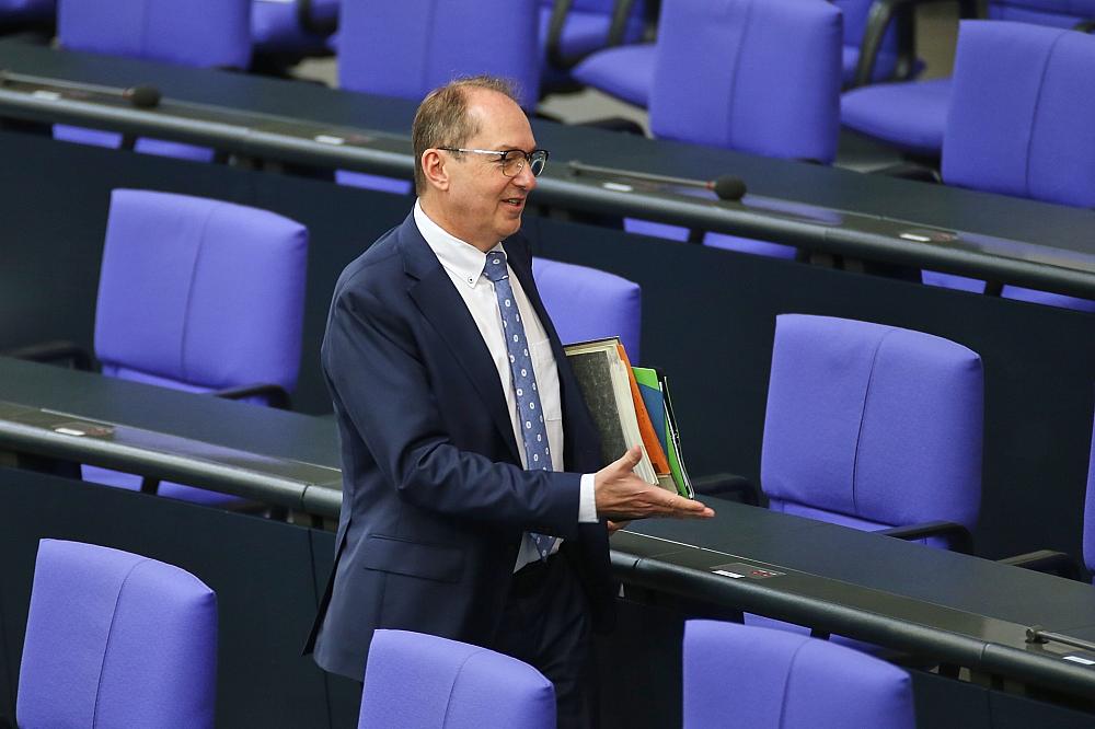 Dobrindt sieht „neue Phase“ der europäischen Migrationspolitik