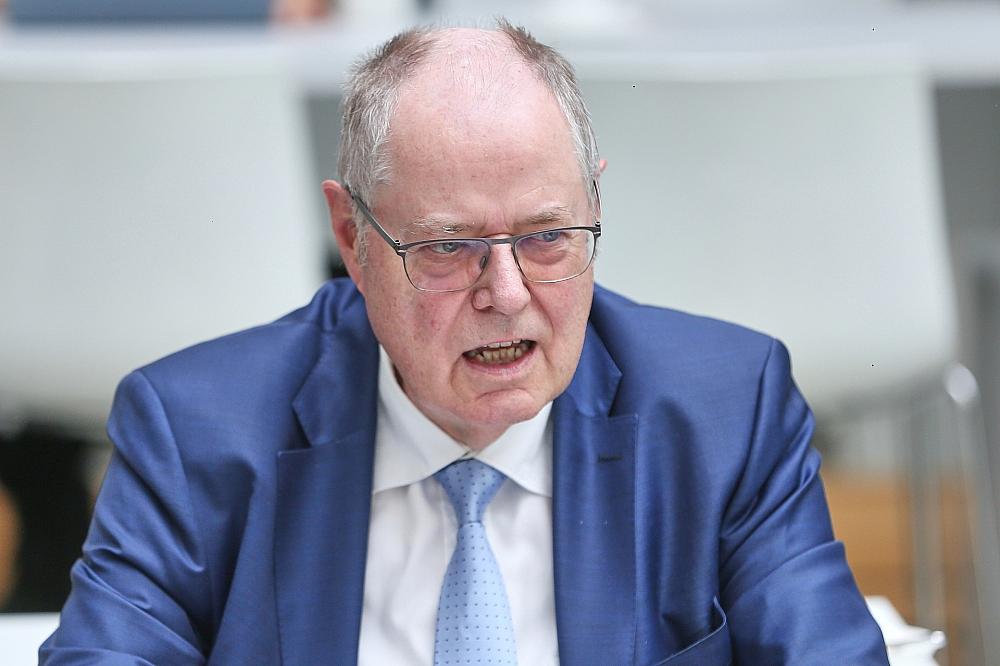 Steinbrück will Bedingungen für Ende von Brandmauer zur AfD