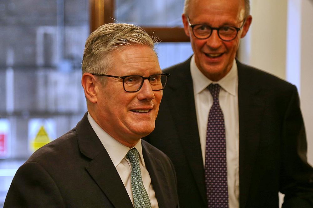 Bundesregierung setzt nach Starmer-Rücktritt auf Kontinuität