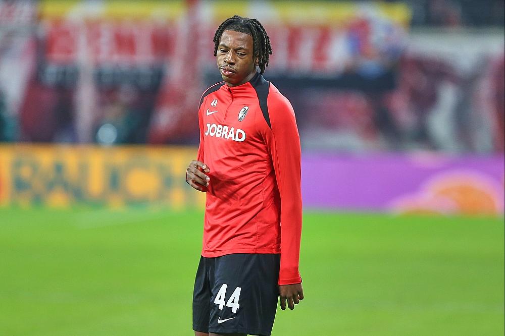 Manzambi wechselt zu Aston Villa