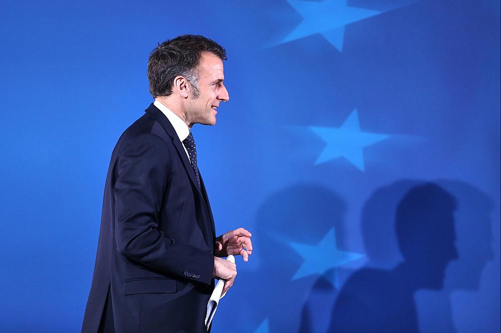 Trotz Explosionen in Damaskus: Macron setzt Syrien-Besuch fort