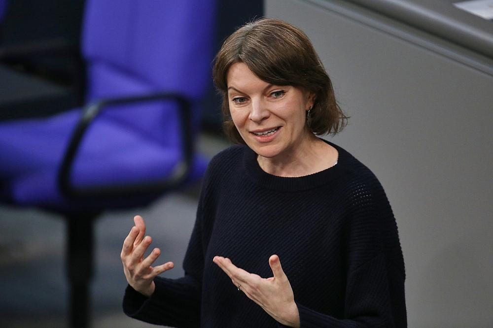 CSU drängt auf Änderungen bei Pflegereform