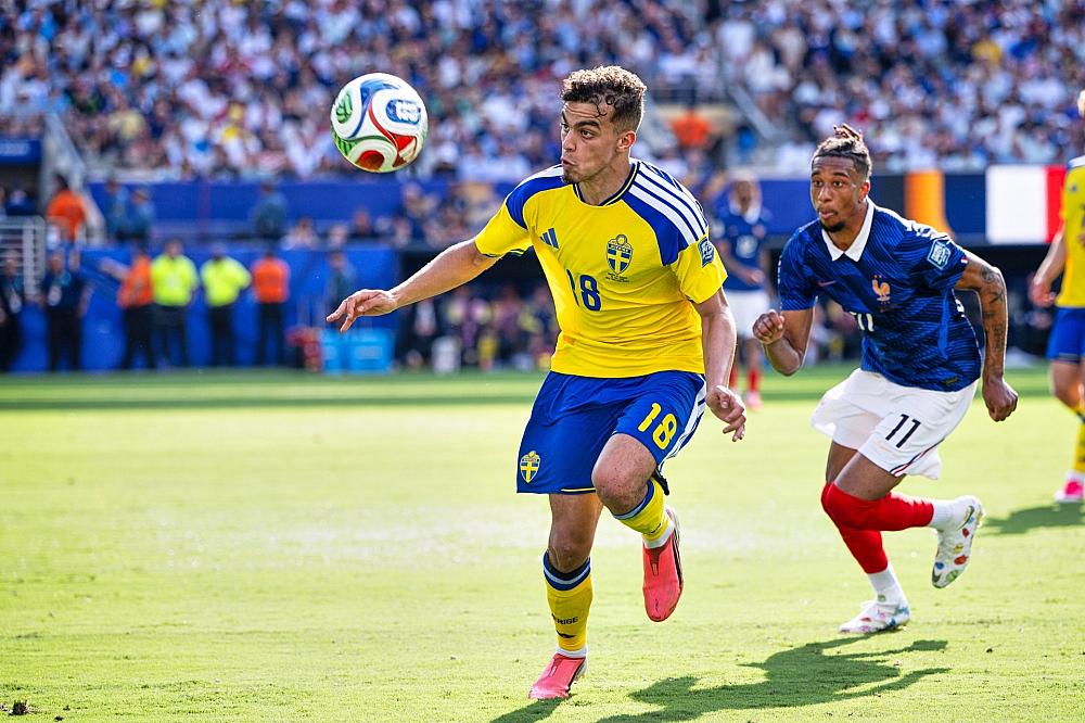 Fußball-WM: Frankreich gewinnt souverän gegen Schweden