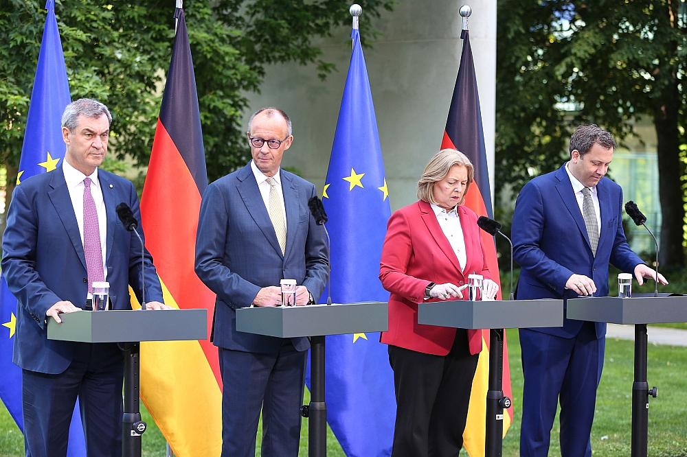 Caritas begrüßt Steuerreform der Koalition