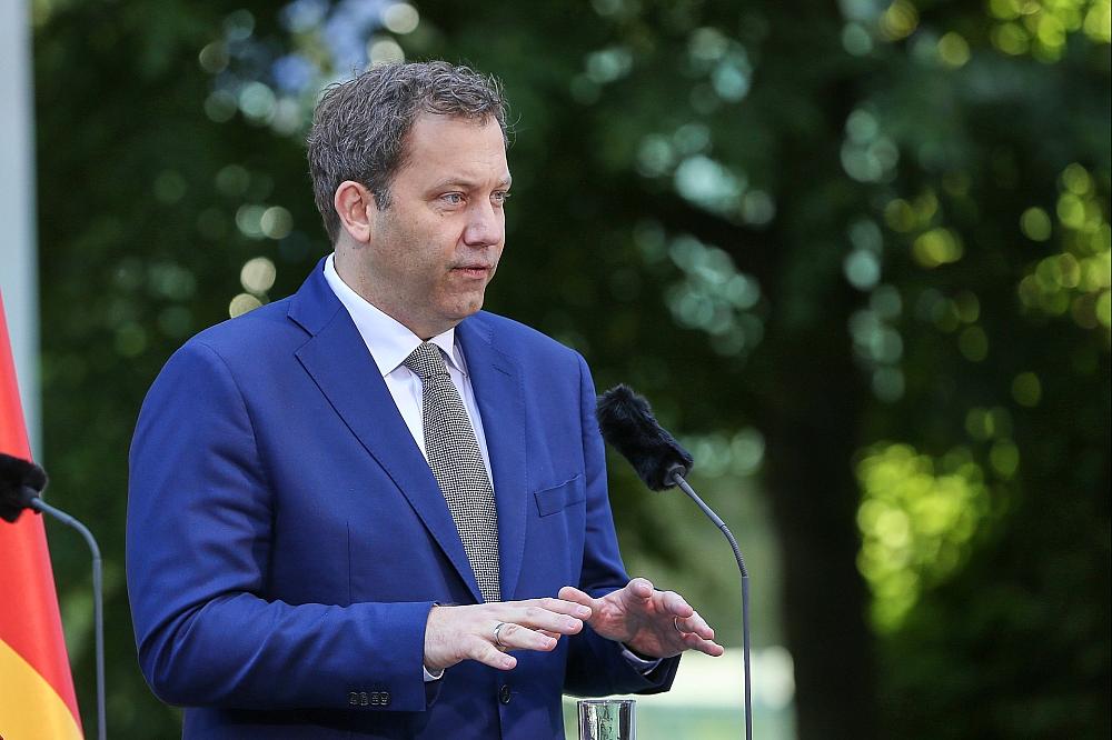 Klingbeil plant 2027 mit acht Milliarden Euro mehr Schulden