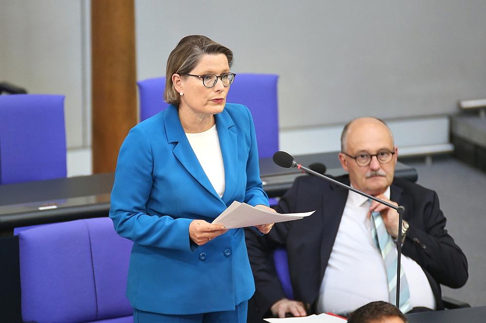 Hubig hält hohe Kosten nach IFG-Änderung für „Spekulation“