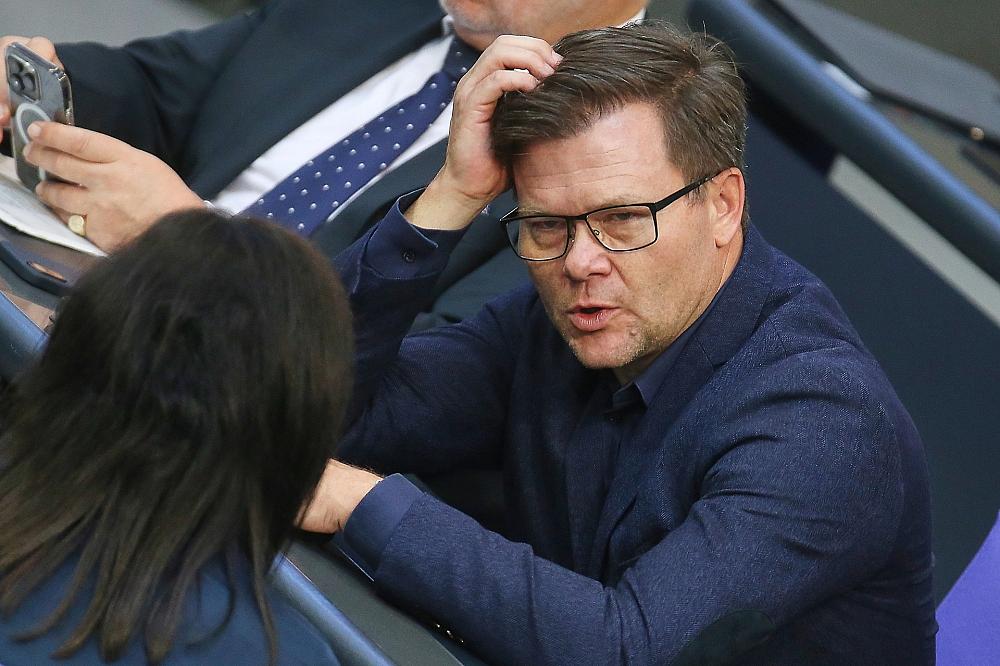 Streit um Methanverordnung: Schneider widerspricht Reiche